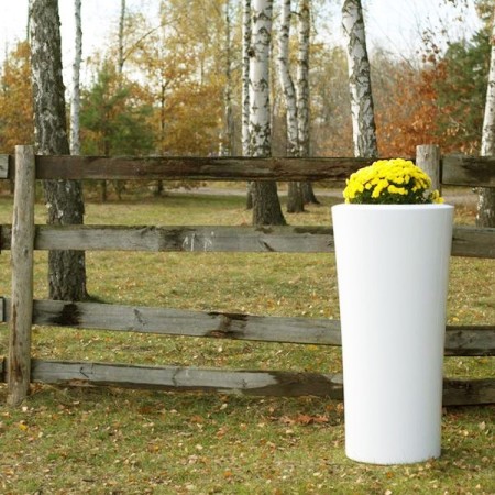 pot haut 100cm laque blanche au jardin