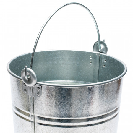 Seau de jardin en fer